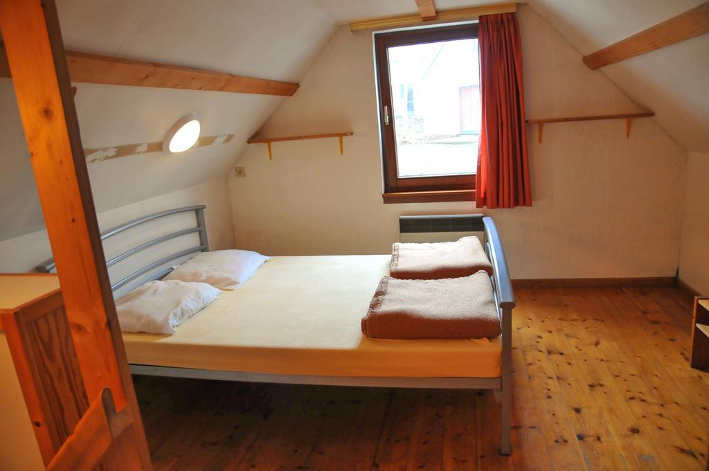 Les Doyards Hotel Vielsalm Habitación foto