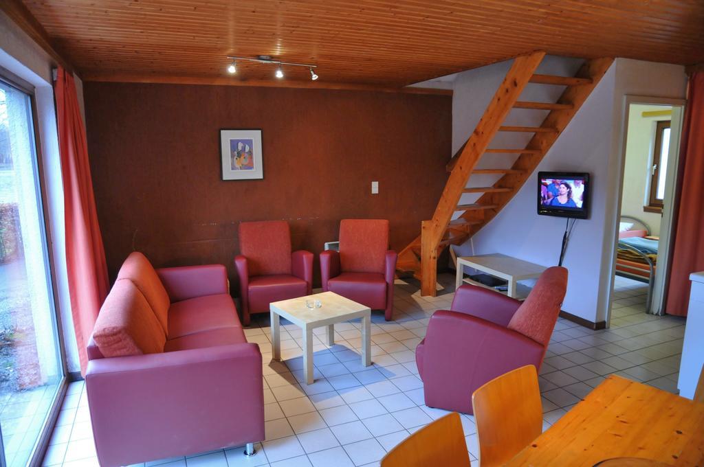 Les Doyards Hotel Vielsalm Habitación foto