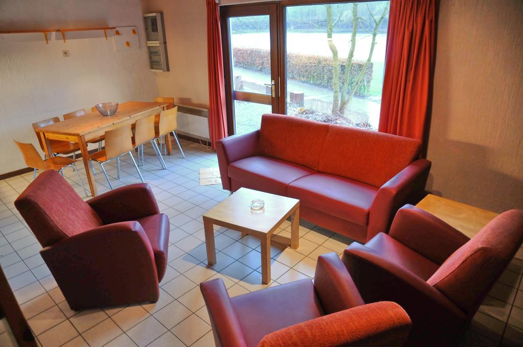 Les Doyards Hotel Vielsalm Habitación foto